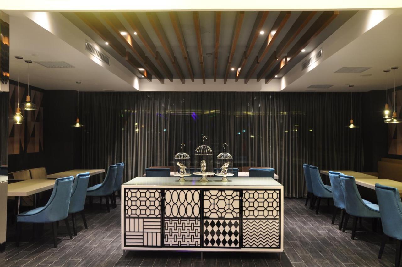 Crystal Orange Hotel